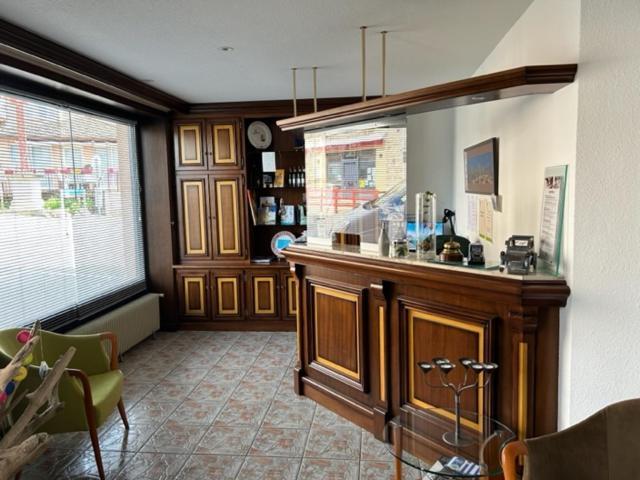 Le Bel Vue Hotel Le Cergne Eksteriør billede