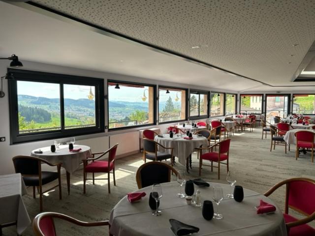Le Bel Vue Hotel Le Cergne Eksteriør billede